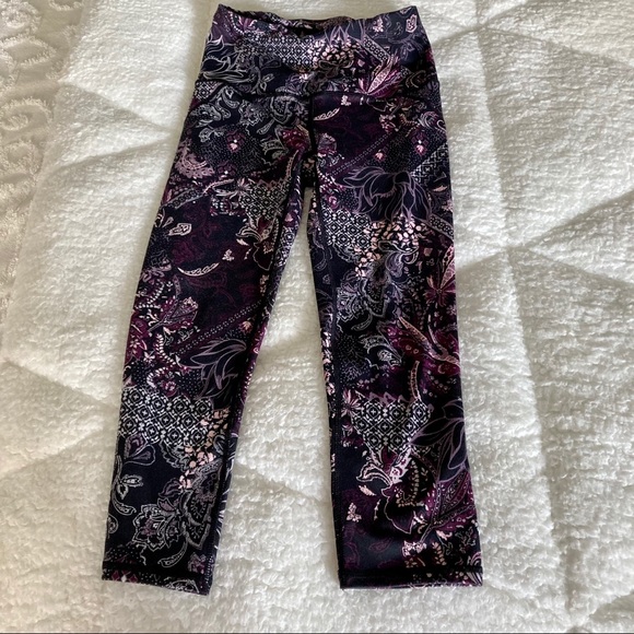 Gaiam workout/yoga set - Picture 2 of 6